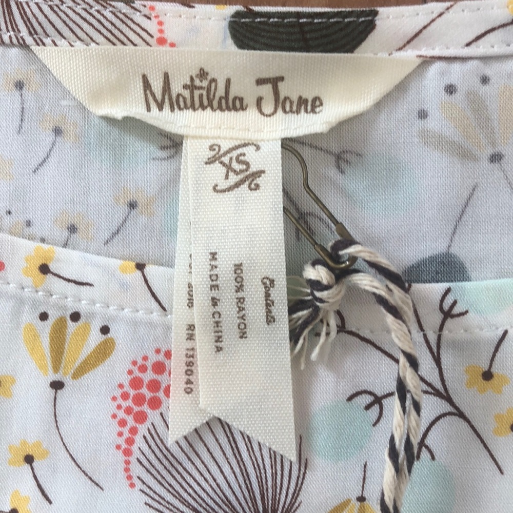 Matilda Jane Green and Beige Woman’s top - Picture 8 of 9